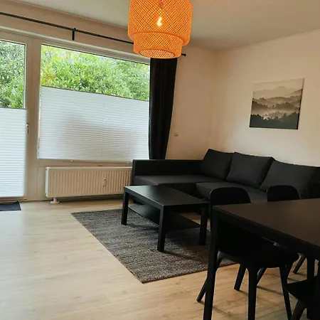 Apartment Central And Spacious Apartment For 6